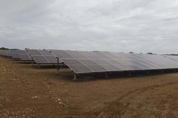 Avanza nuevo parque fotovoltaico en Guáimaro con acumulación de energía