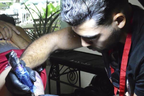 Arte corporal en Camagüey por los 40 de la Asociación Hermanos Saíz
