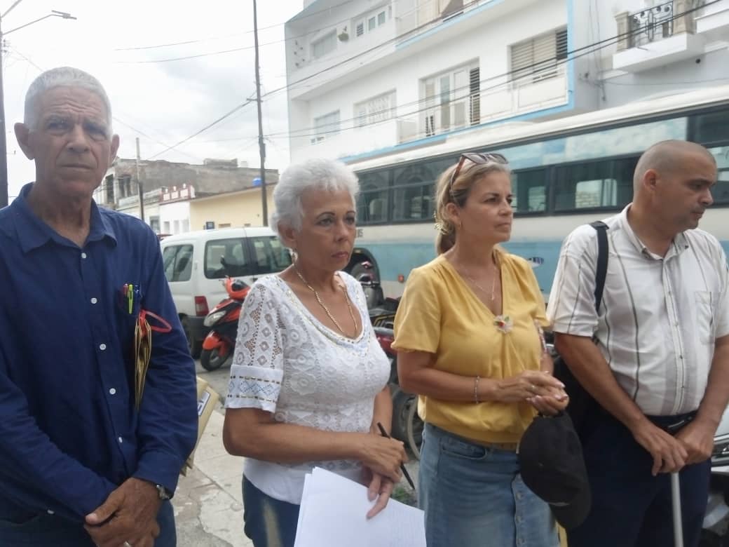 Barrio debate en Camagüey saluda aniversario 66 de los Comités de Defensa de la Revolución