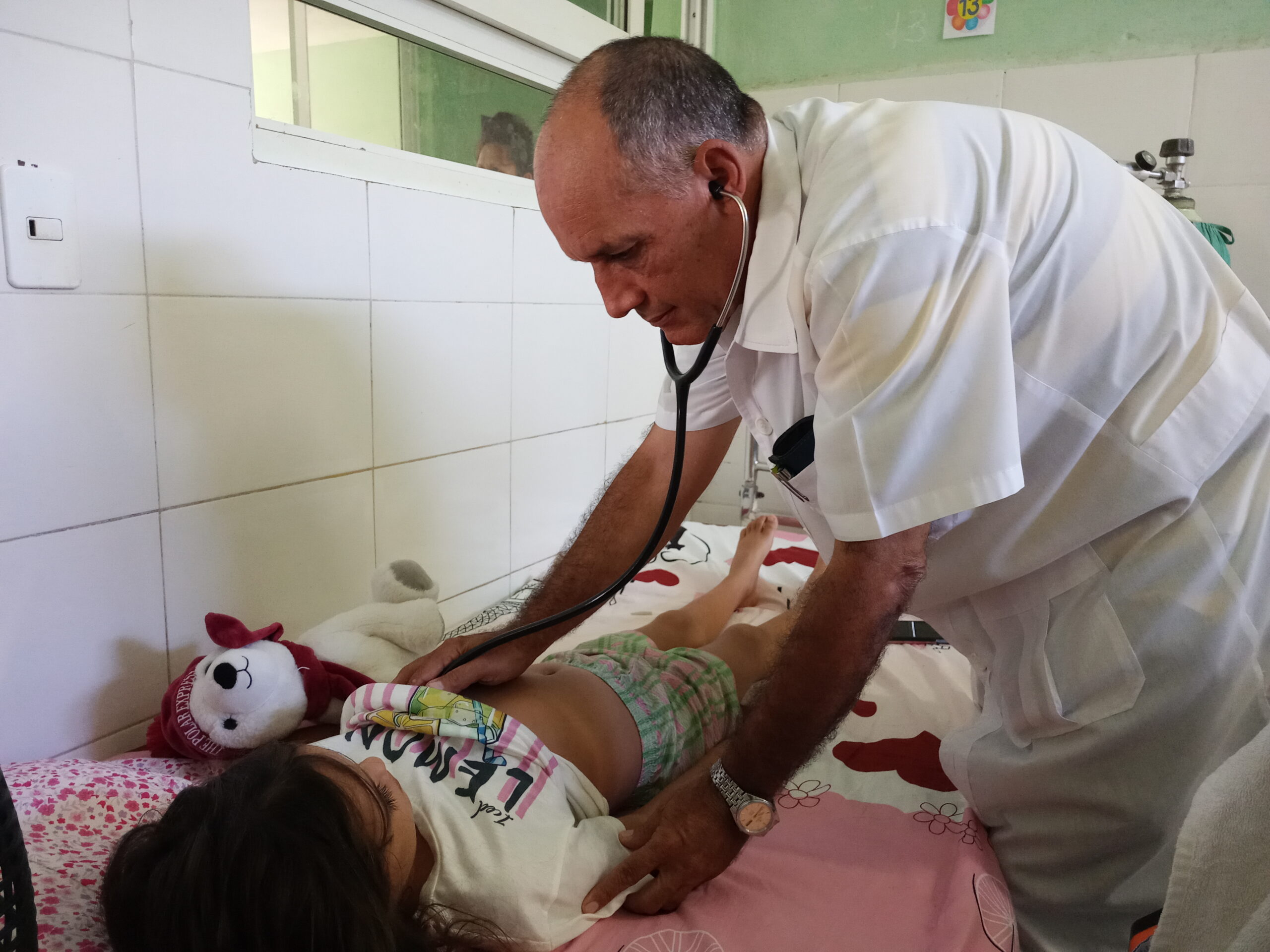 Bloqueo estadounidense impacta directo en la salud de infantes camagüeyanos