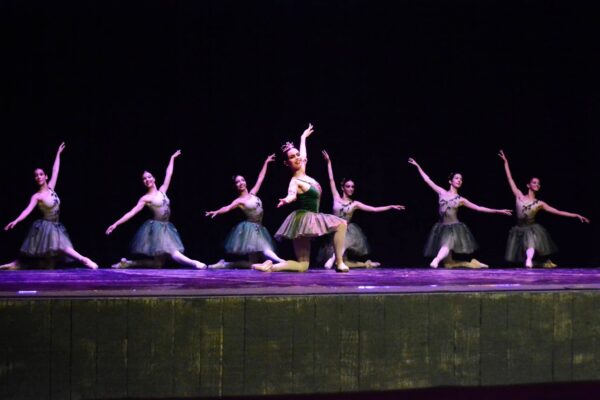 Ballet de Camagüey culmina presentaciones por la Jornada de la Cultura