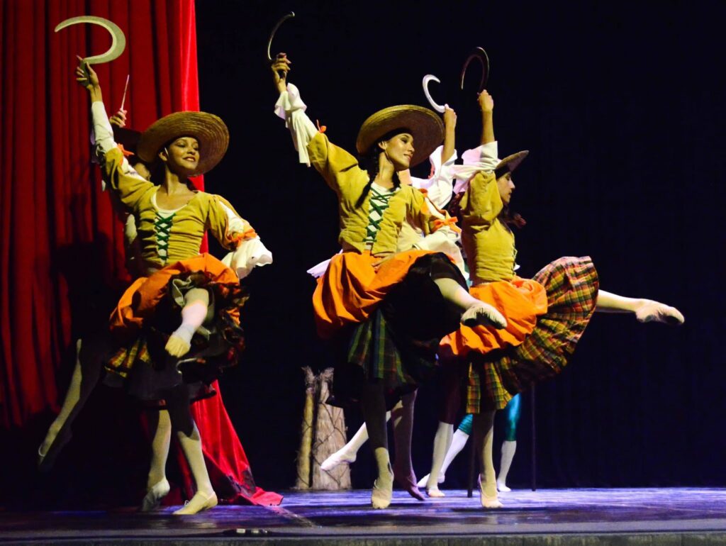 Ballet de Camagüey culmina presentaciones por la Jornada de la Cultura
