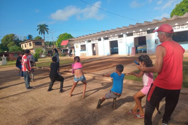 Unidad comunitaria beneficia a pobladores de Sierra de Cubitas