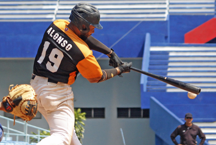 Villa Clara rompe mala racha en béisbol cubano al noquear a Matanzas