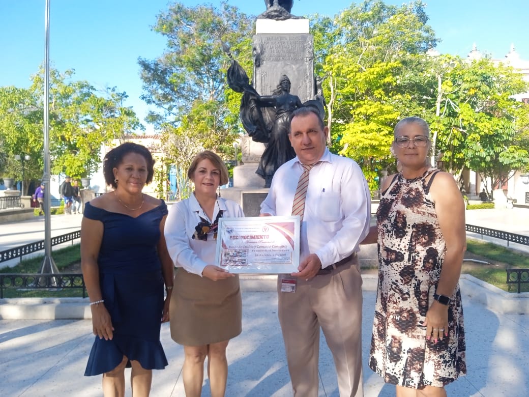 Comprometidos trabajadores bancarios de Camagüey con mejora de los servicios (+ Fotos)