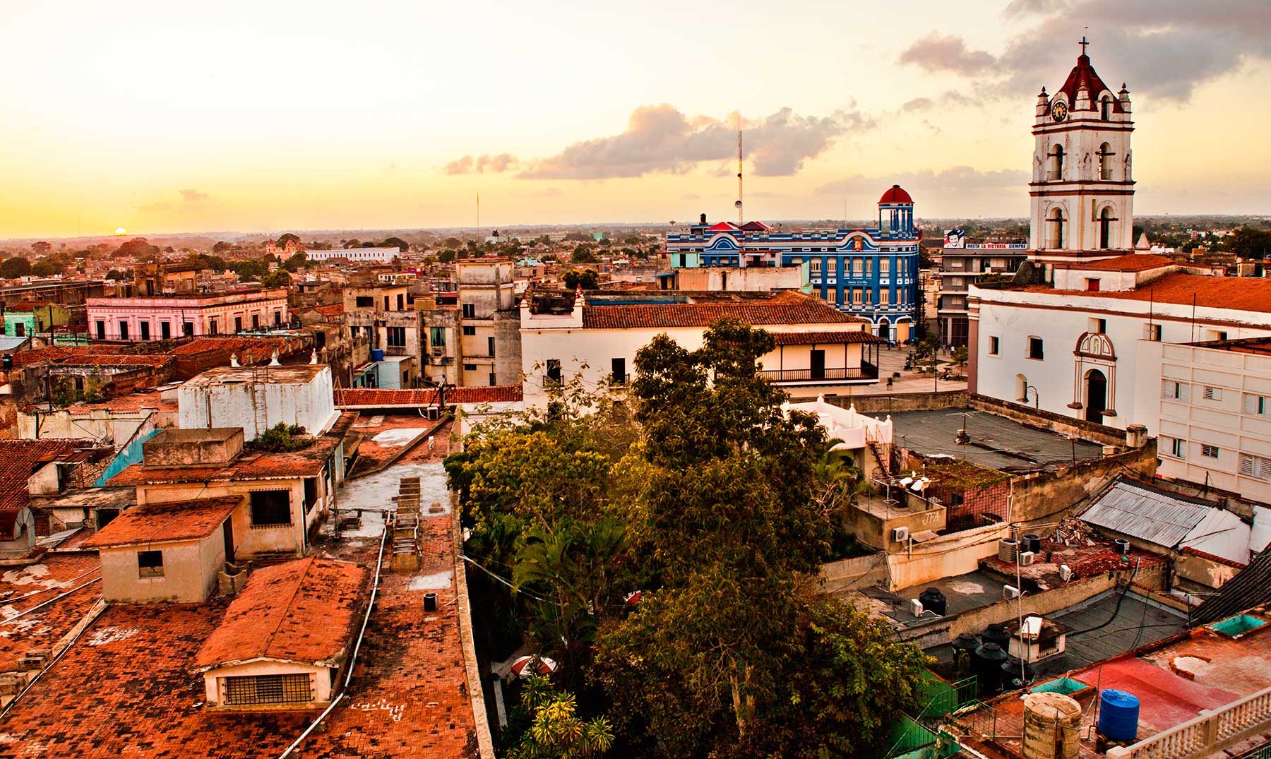 Dialogan en Camagüey sobre Decreto Ley 128 con actores económicos