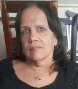 Otorgan premio Doctora Honoris Causa a la escritora floridana Elena María Obregón Navarro