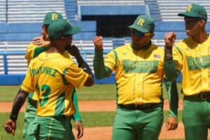 Béisbol cubano: Pinar del Río marca el paso y Santiago resiste